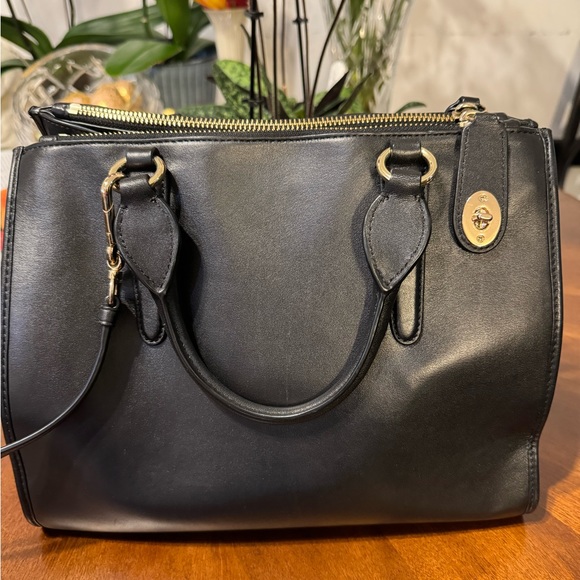 Vintage Coach New York cross body or handles , used but pristine w certificate - Picture 3 of 11